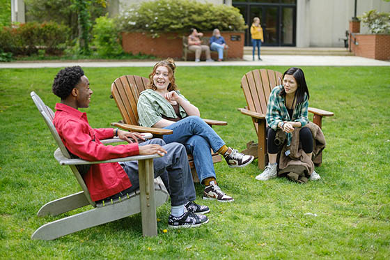 Chatham University undergraduate students on Shadyside Campus